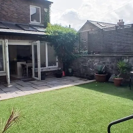 Beautiful 3bd Beside Phoenix Park