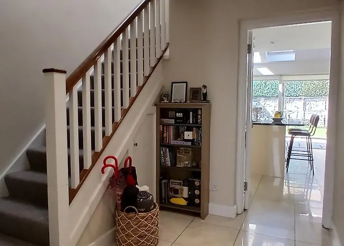 Beautiful 3bd Beside Phoenix Park * דבלין